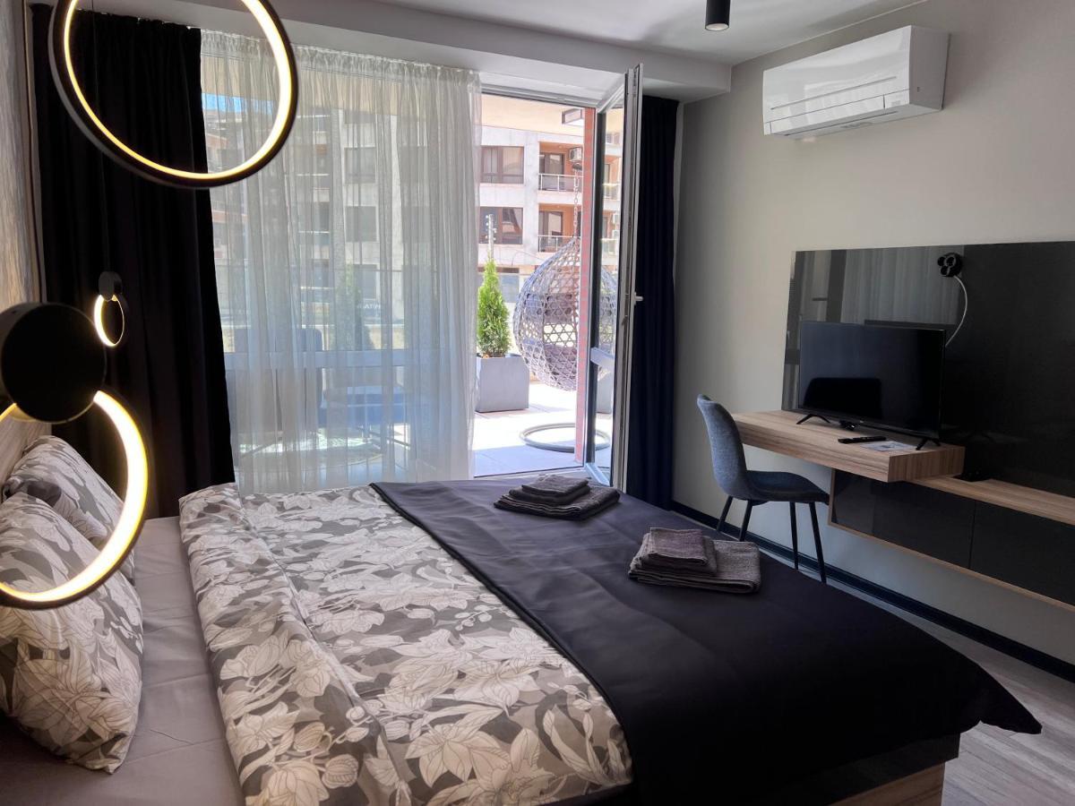 A-Brilliant, New! Spacious & Modern Apartment In Varna Whit Garage Eksteriør bilde