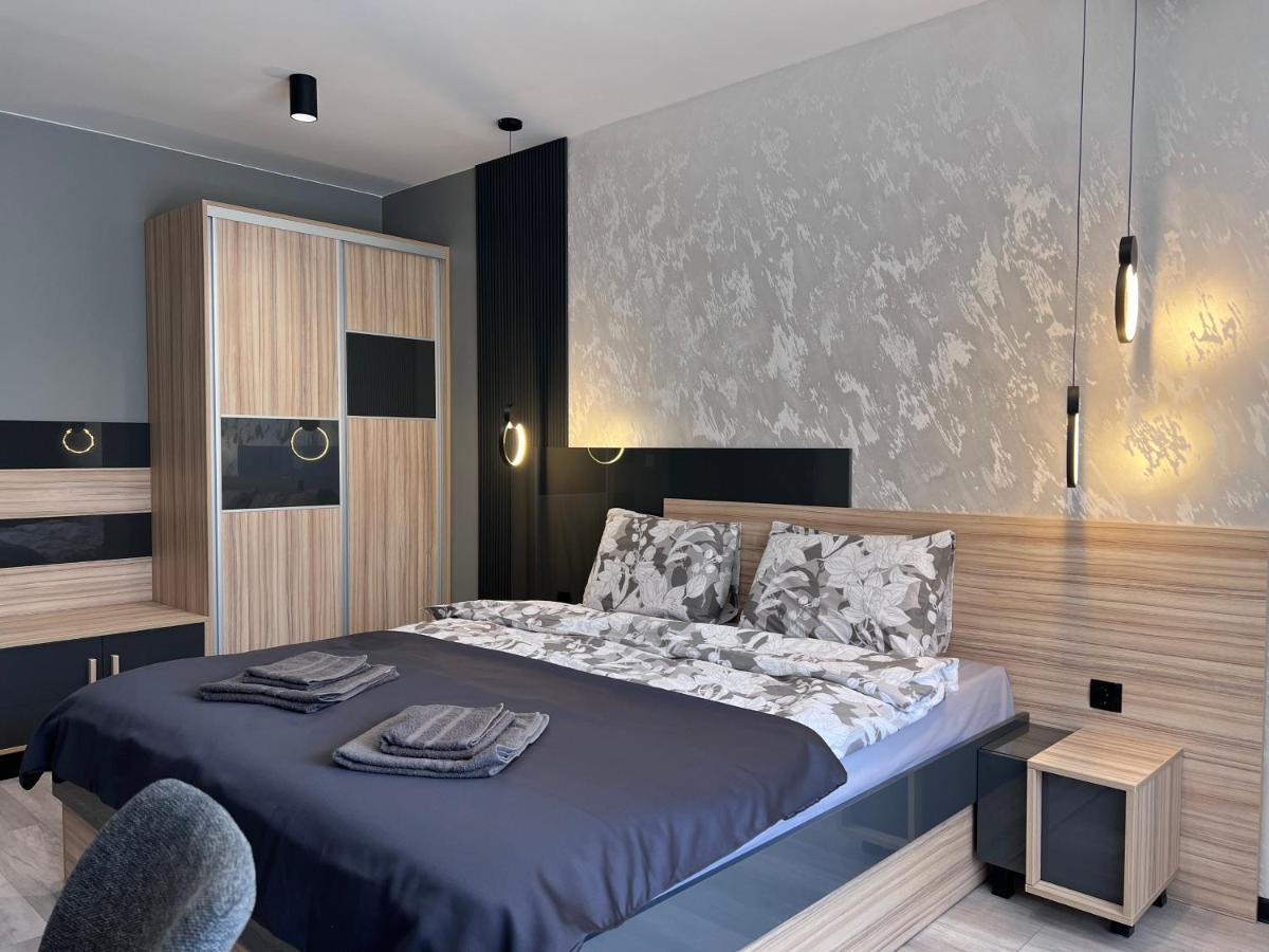 A-Brilliant, New! Spacious & Modern Apartment In Varna Whit Garage Eksteriør bilde