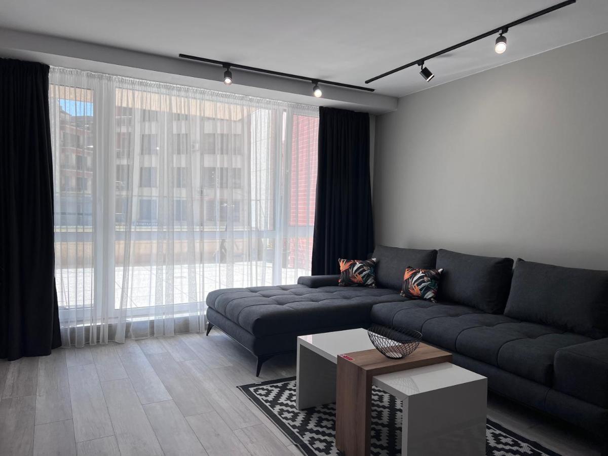 A-Brilliant, New! Spacious & Modern Apartment In Varna Whit Garage Eksteriør bilde