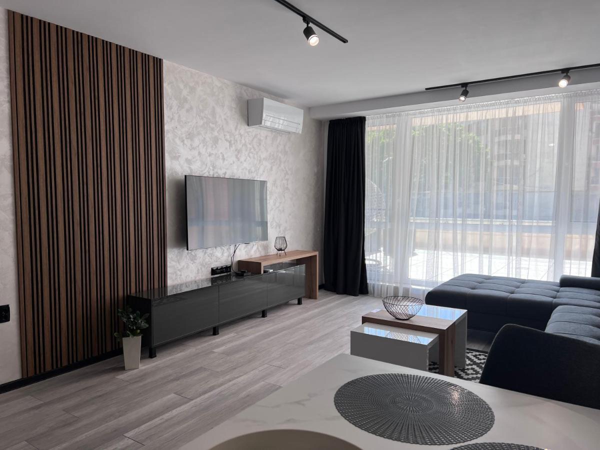 A-Brilliant, New! Spacious & Modern Apartment In Varna Whit Garage Eksteriør bilde