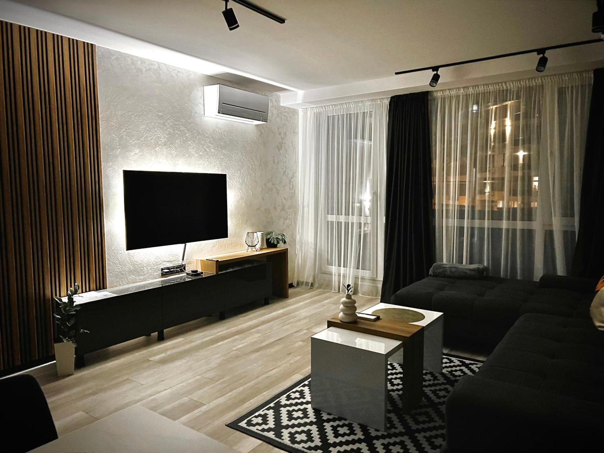 A-Brilliant, New! Spacious & Modern Apartment In Varna Whit Garage Eksteriør bilde